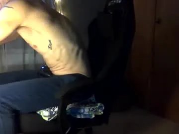 maskedyogaman — Chill vibes :) |  CUM SHOW at goal #bigdick #horny #straight #daddy #muscles [1500 tokens remaining]