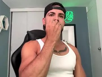 maxtowers on Chaturbate