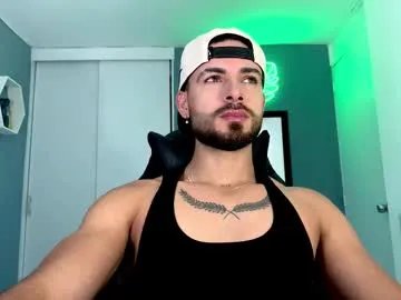 maxtowers on Chaturbate