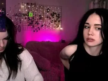 mikameovv on Chaturbate