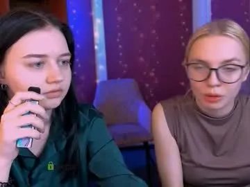 miki_ti on Chaturbate 