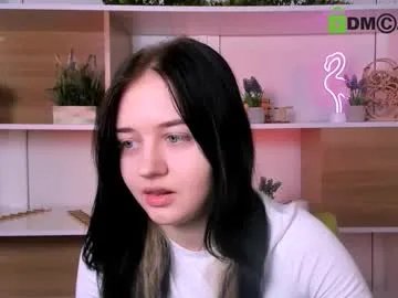 miki_ti on Chaturbate 