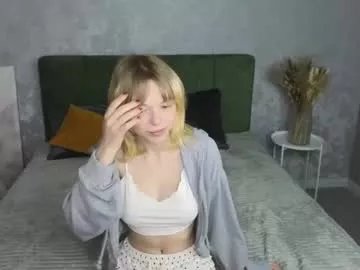millaholt on Chaturbate 