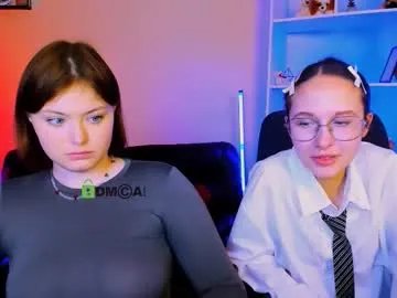 mona_cloud on Chaturbate