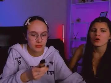 mona_cloud on Chaturbate