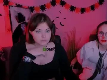 mona_cloud on Chaturbate