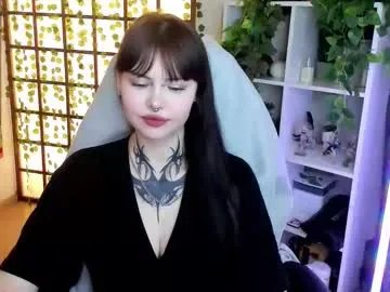 morana_batt on Chaturbate