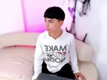 peter_chase on Chaturbate 