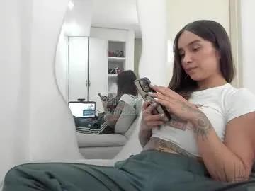 Freechat petitealejats on Chaturbate