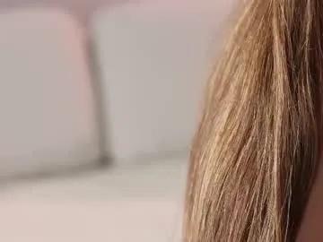 Freechat pretty_princess_elina on Chaturbate