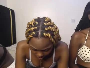 Freechat princess_bee1 on Chaturbate