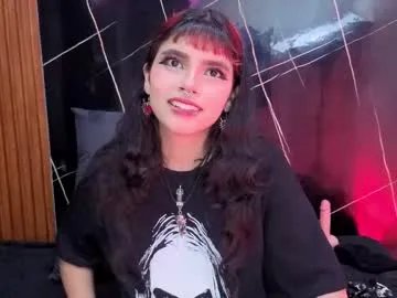 raven_rox_ on Chaturbate