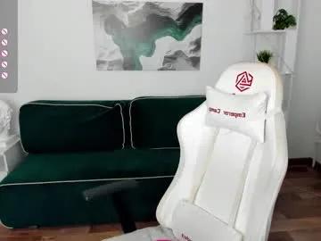 Freechat rubiharlot on Chaturbate