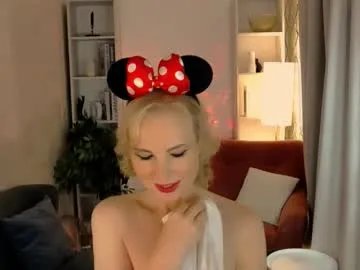 sandra_kind on Chaturbate