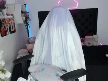 sarastorme on Chaturbate 