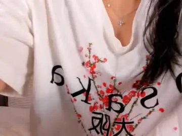 sarasun34 on Chaturbate 