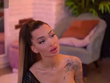 Freechat sashaferrera on Chaturbate