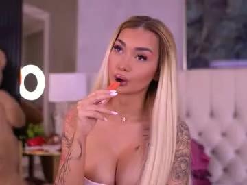 Freechat sashaferrera on Chaturbate