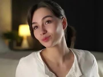 sheenadu — It's good to see you on my room ! Goal - Show outfit  <3 #natural #new #shy #cute #18 [52 tokens remaining]