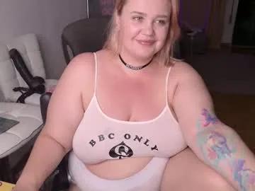 Freechat showmebbw on Chaturbate