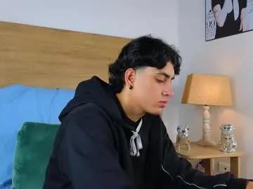 Freechat stivenbenet1 on Chaturbate