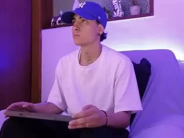 Freechat stivenbenet1 on Chaturbate
