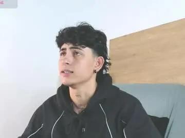 Freechat stivenbenet1 on Chaturbate