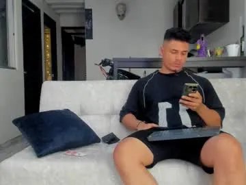 straight__friends on Chaturbate