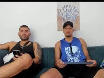 straight__friends on Chaturbate
