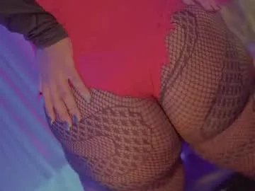 succubus_rosemilk on Chaturbate