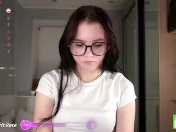 Private sweetyoops on Chaturbate