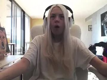 tinykylie on Chaturbate