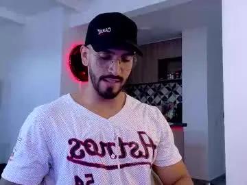 Freechat tony_muscle1 on Chaturbate