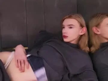 translustybabe on Chaturbate