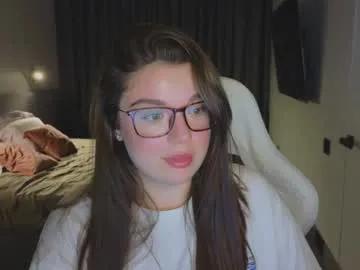 Freechat tutti_frutti_ on Chaturbate