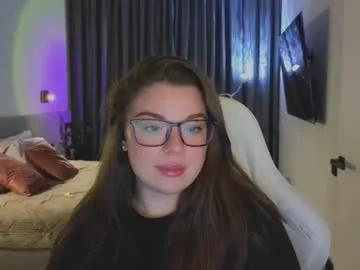 Freechat tutti_frutti_ on Chaturbate