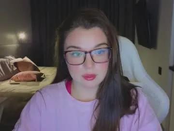 Freechat tutti_frutti_ on Chaturbate