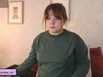 veesimons_dh — GOAL: Play with my nipples + saliva [39 tokens remaining] Fuck me very hard my bigass and surprise in premium pvt #squirt #hairy #pantyhose #femdom #goth