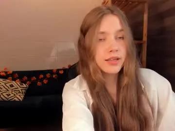 velvet_cherry — GOAL:  nude doggy style close to camera 2min #cute #young #shy #natural #teen [0 tokens remaining]