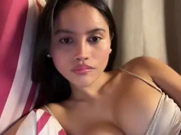 Freechat webcammaggie on Chaturbate