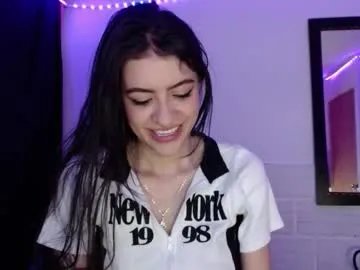 xx_johnson_xx — How about a great CUM SHOW before going to sleep!! control FREE in pvt!! #latina #squirt #deepthroat #anal #cum [1242 tokens remaining]