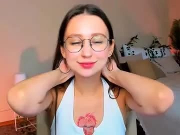 Group yourlovelystoryy on Chaturbate