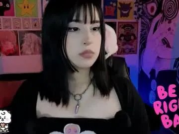 yuhwa on Chaturbate