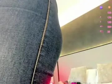 zoee_zi on Chaturbate 