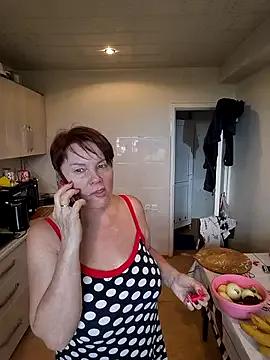 StripChat _lady_red_ is Freechat _lady_red_ — BJ