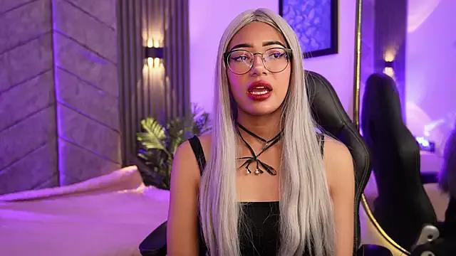 Freechat amberthangels on StripChat
