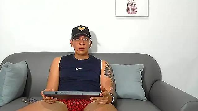 Freechat blackbullger_ on StripChat