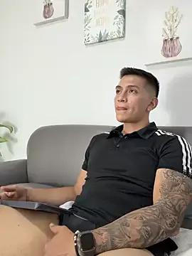 Freechat blackbullger_ on StripChat