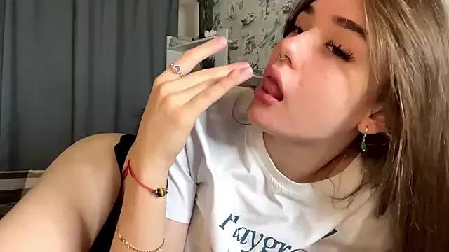 Freechat BlissDodd on StripChat