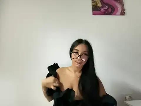 Freechat BlueEyes_BB on StripChat